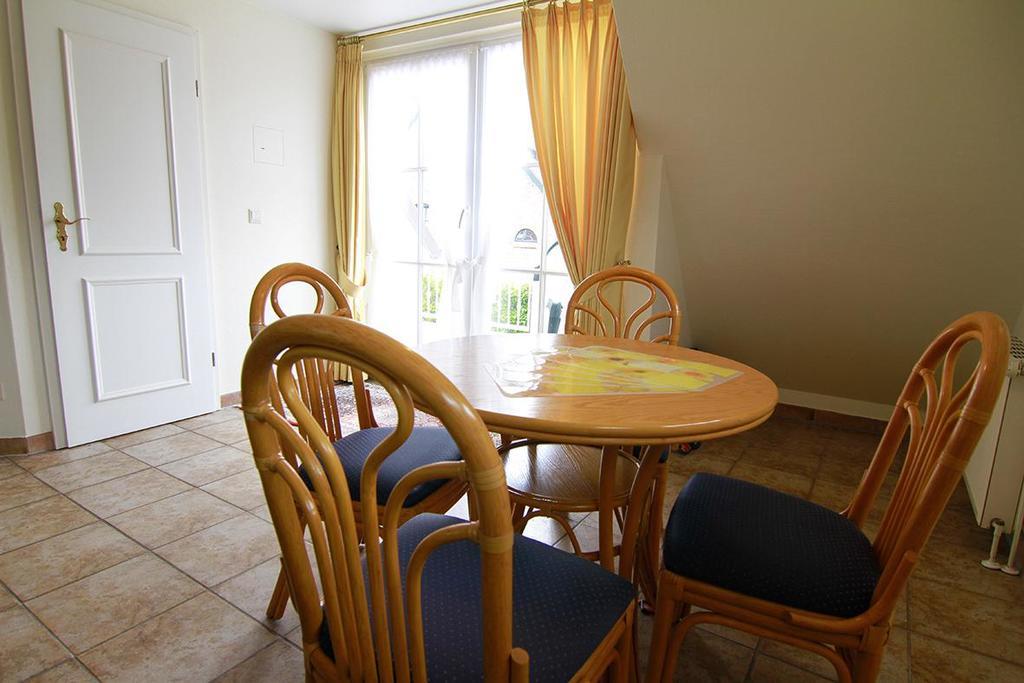 Haus-Meisennest-Wohnung-Adler Westerland
